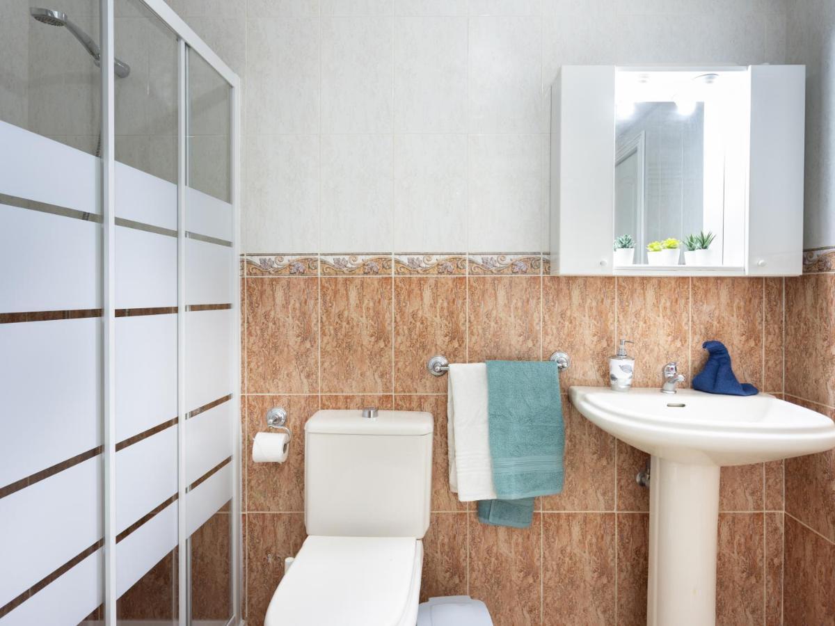 Live Los Cristianos Los Playeros Close To The Beach Arona  Extérieur photo