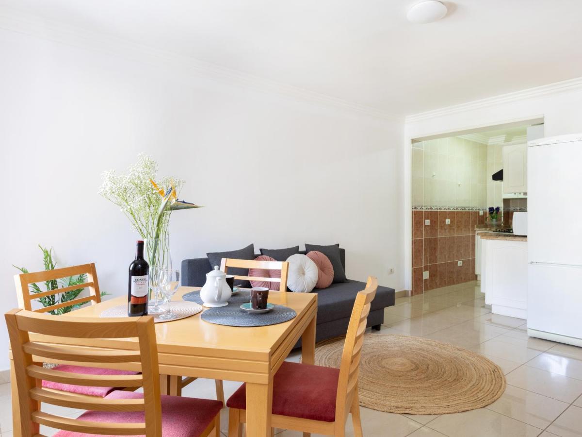 Live Los Cristianos Los Playeros Close To The Beach Arona  Extérieur photo